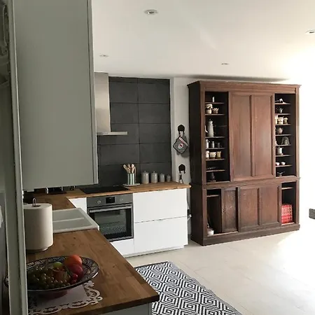 Homestay Domaine De La Charmille