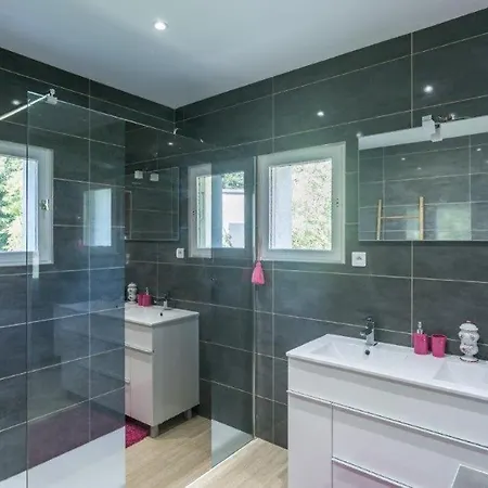 Domaine De La Charmille * Эрменонвиль