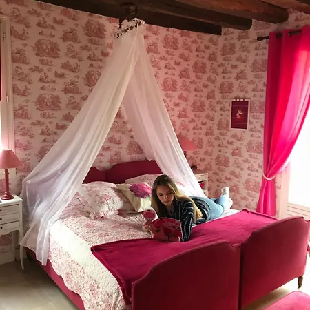 Domaine De La Charmille Проживание в семье *