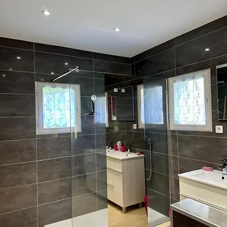 Domaine De La Charmille Проживание в семье Эрменонвиль