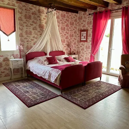 Domaine De La Charmille Проживание в семье *
