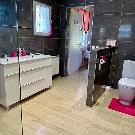 Проживание в семье Domaine De La Charmille *